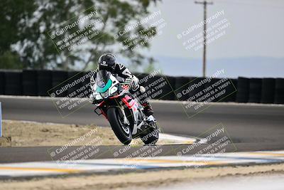 media/Apr-18-2025-TrackDaz (Fri) [[45f5874c44]]/B Group/Session 4 (Turn 6 - Outside)/